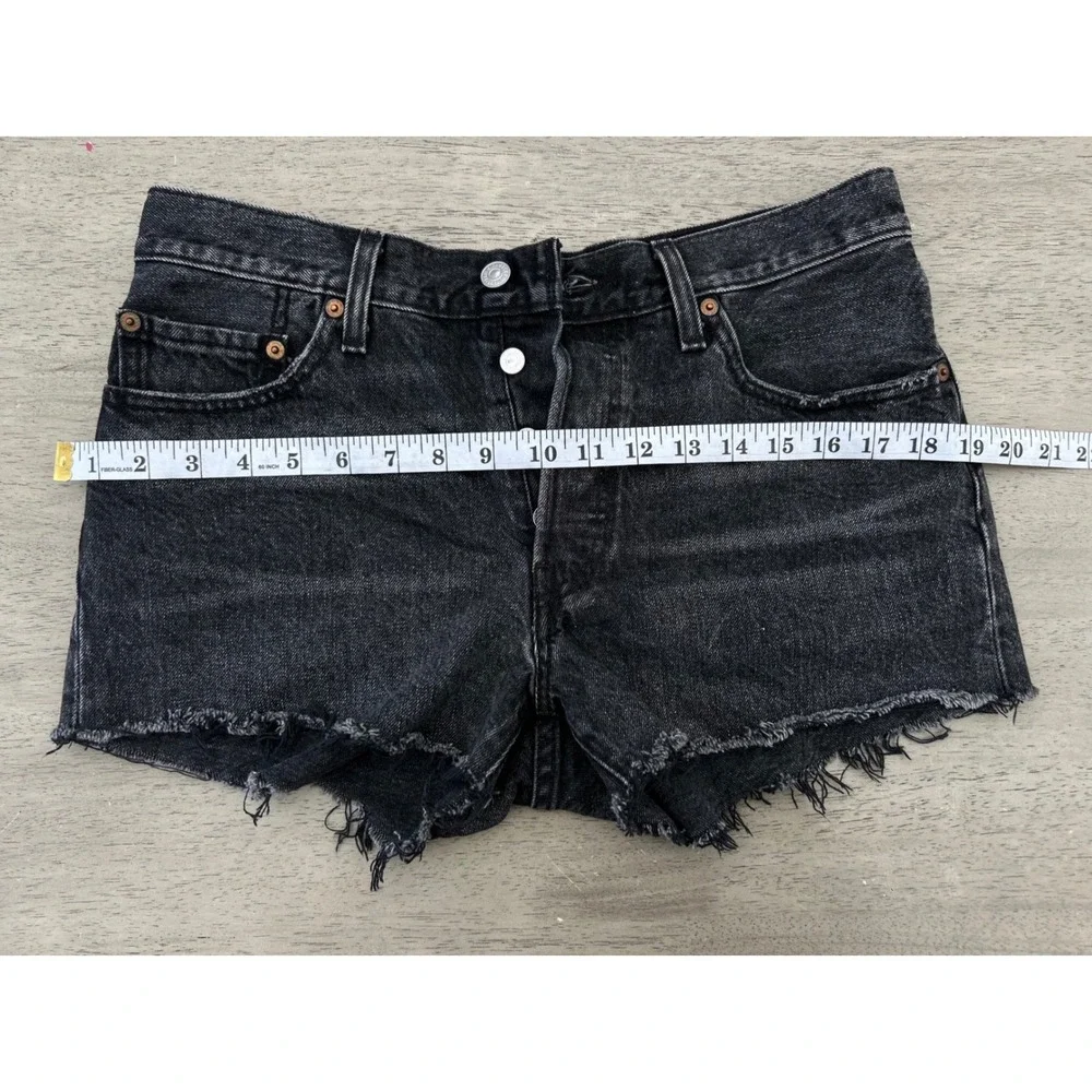Levis 501 Original High Rise Denim Shorts Washed Black Cut Off Button Fly W28